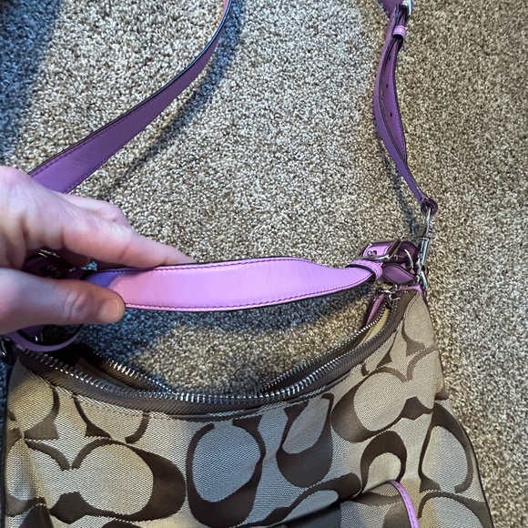 Coach Lavender Bag ( rare hard to find) - Picture 5 of 16